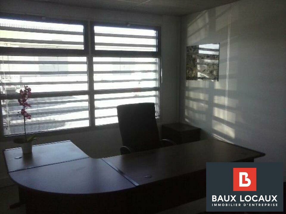BUREAUX à Louer