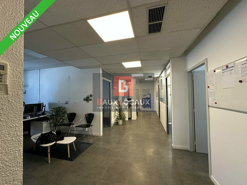 BUREAUX à Louer