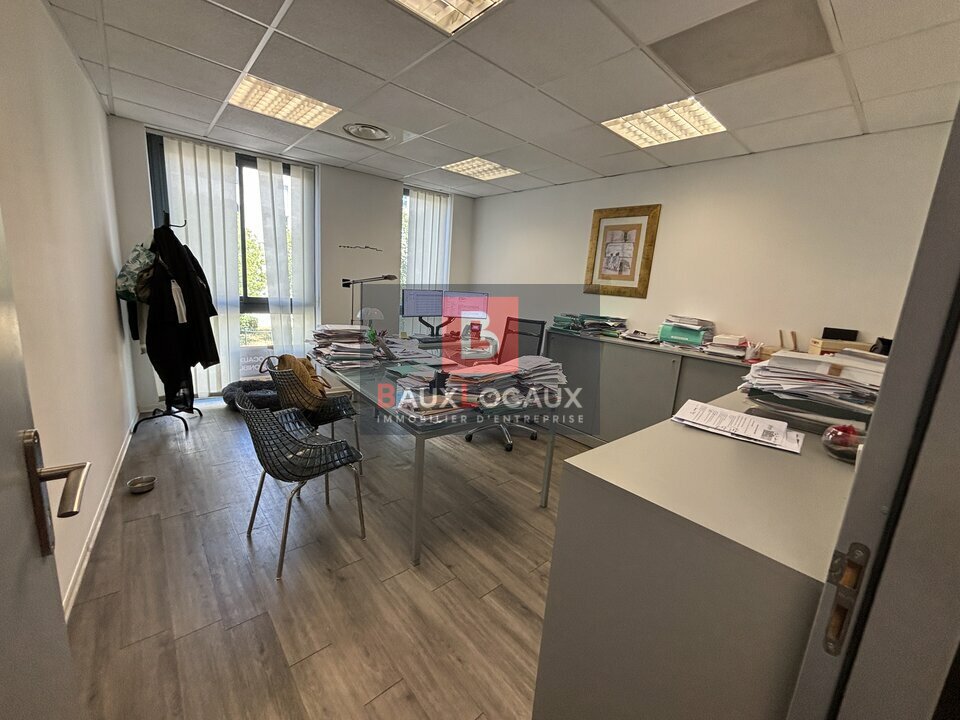 BUREAUX à Vendre
