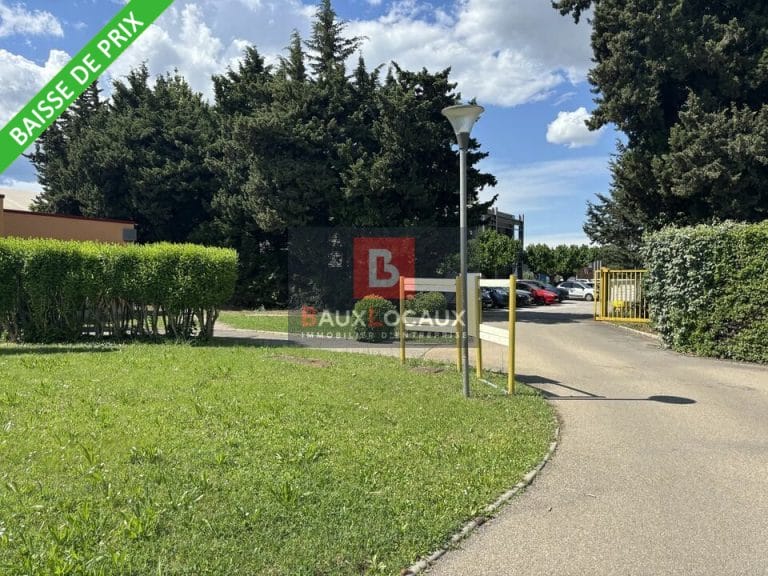 Bureaux à vendre à Avignon de 484 m²