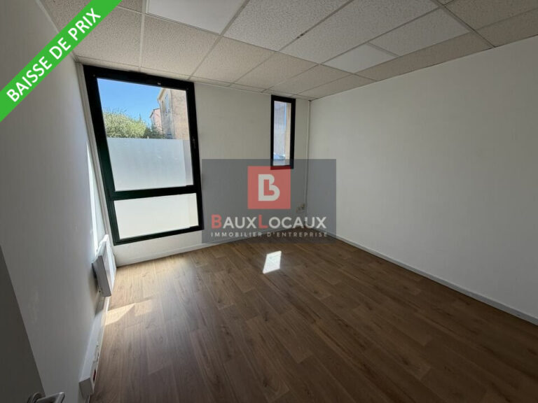 Bureaux à vendre à Le Pontet de 148 m²