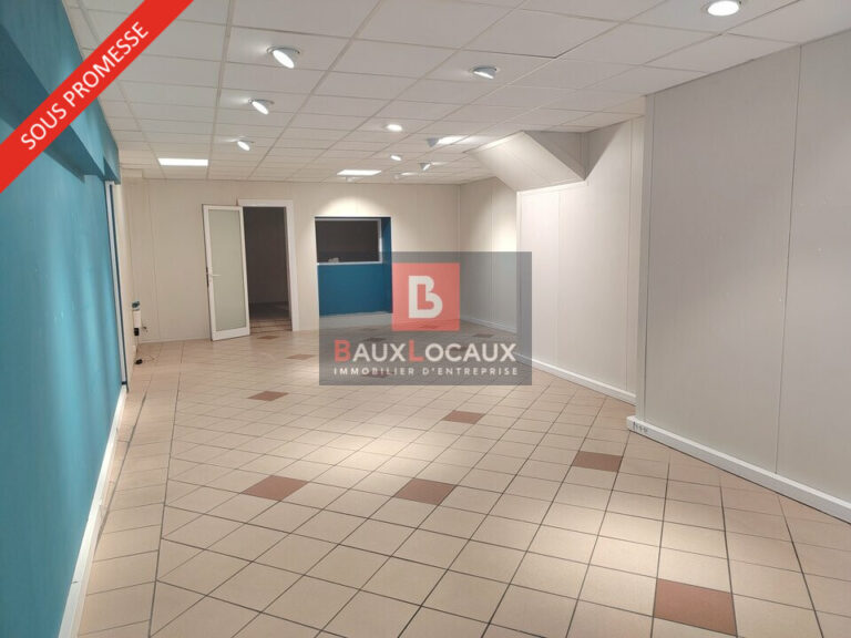 Locaux commerciaux à louer à Salon De Provence de 70 m²