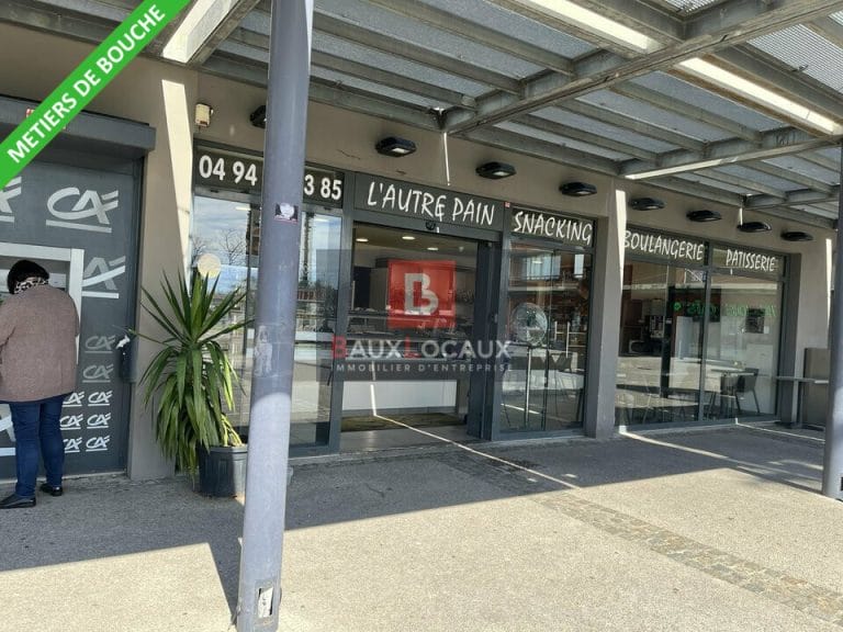 Locaux commerciaux à vendre à Fréjus de 210 m²