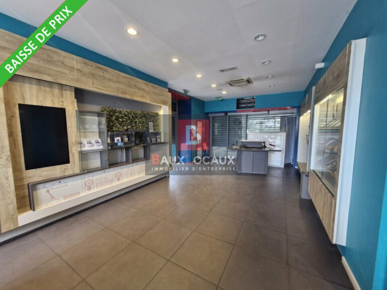 Locaux commerciaux à vendre à Marignane de 133 m²