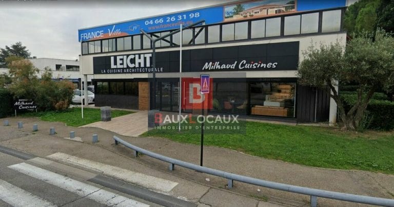 Locaux commerciaux à louer à Nimes de 230 m²