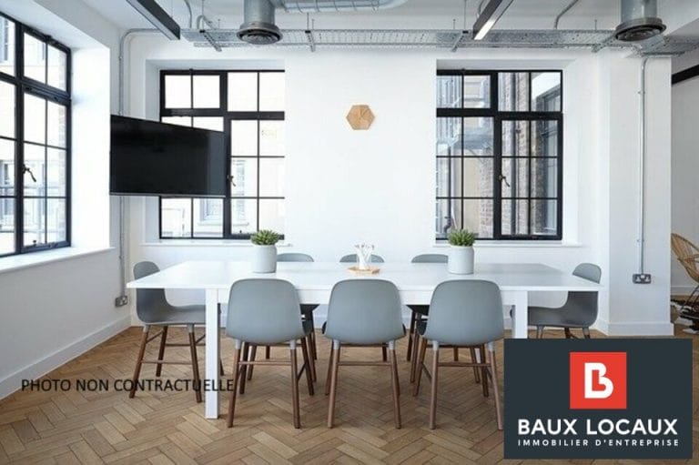 Locaux commerciaux à louer à Salon De Provence de 56 m²