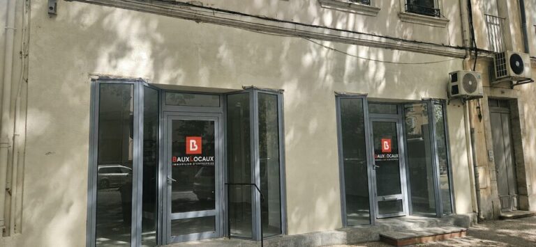 Locaux commerciaux à louer à Carpentras de 65 m²