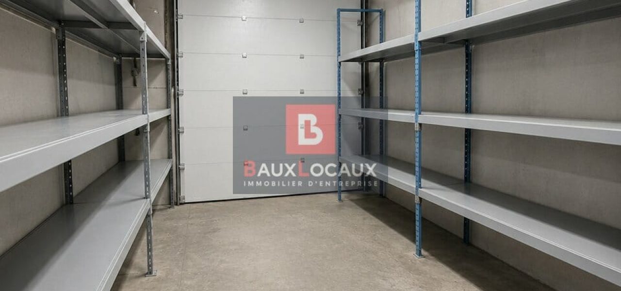 Entrepôt / Logistique & Locaux d'activité à louer à Chateauneuf Les Martigues de 45 m² — photo 4