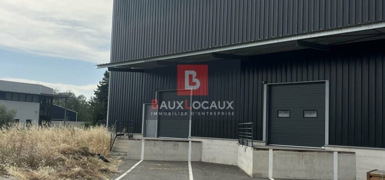 Entrepôt / Logistique & Locaux d'activité à louer à Caumont-Sur-Durance de 410 m²