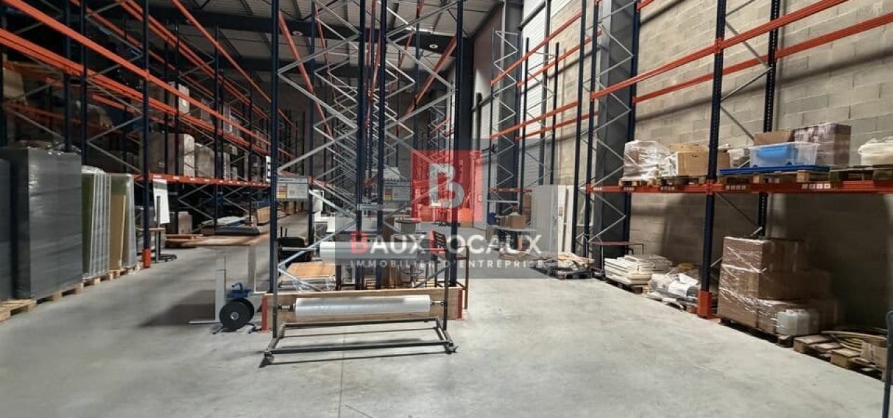 Entrepôt / Logistique & Locaux d'activité à louer à Caumont-Sur-Durance de 410 m² — photo 2