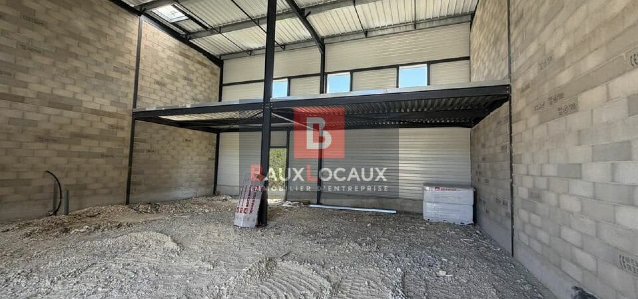 Locaux commerciaux à louer à Vedene de 194 m² — photo 2