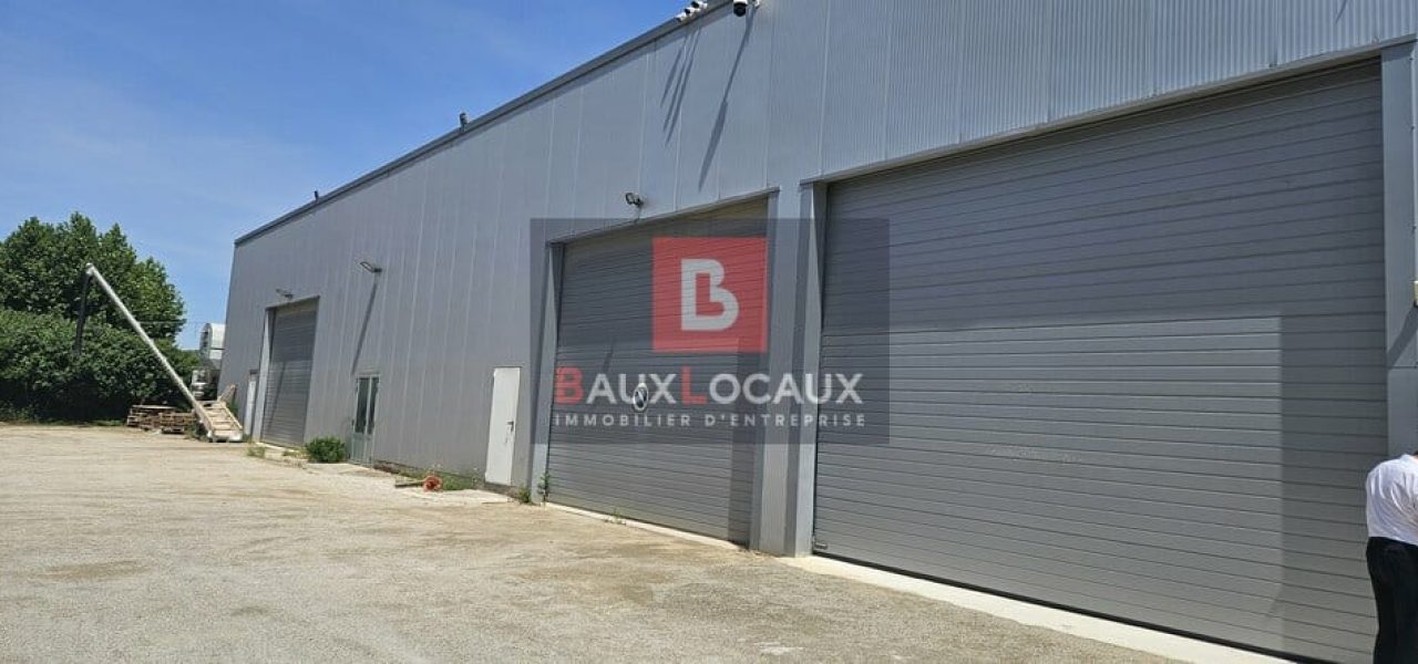 Entrepôt / Logistique & Locaux d'activité à vendre à Sorgues de 118 m²