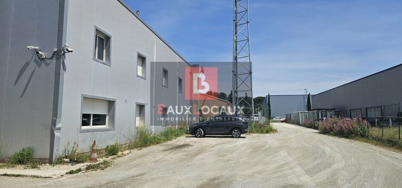 Entrepôt / Logistique & Locaux d'activité à vendre à Sorgues de 118 m² — photo 2