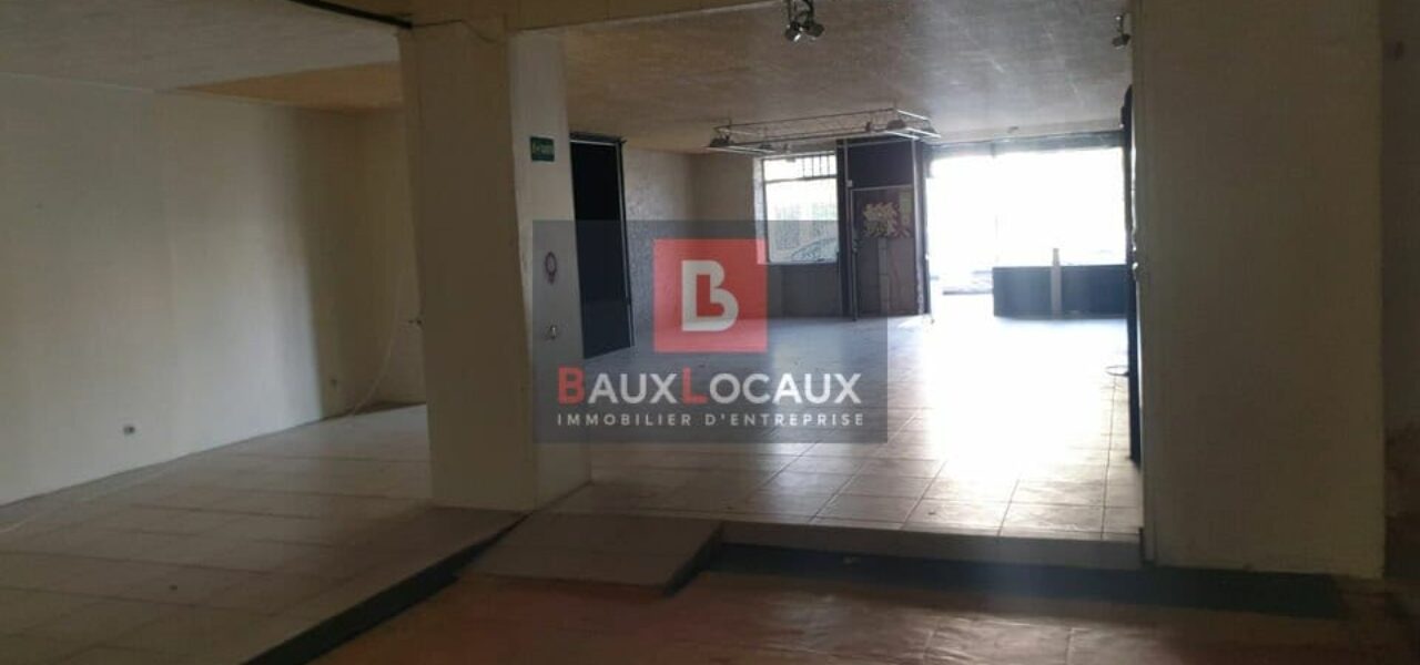 Locaux commerciaux à louer à Salon De Provence de 215 m² — photo 3