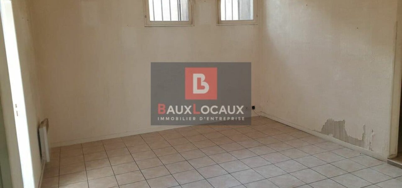 Locaux commerciaux à louer à Salon De Provence de 215 m² — photo 2
