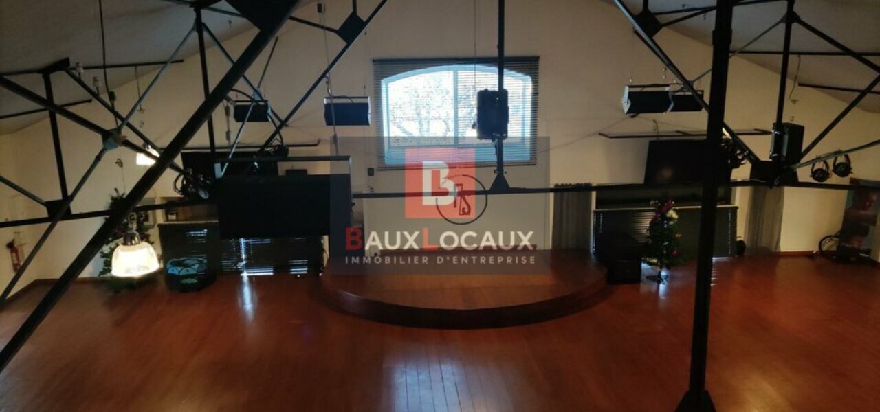 Locaux commerciaux à louer à Salon De Provence de 529 m² — photo 3