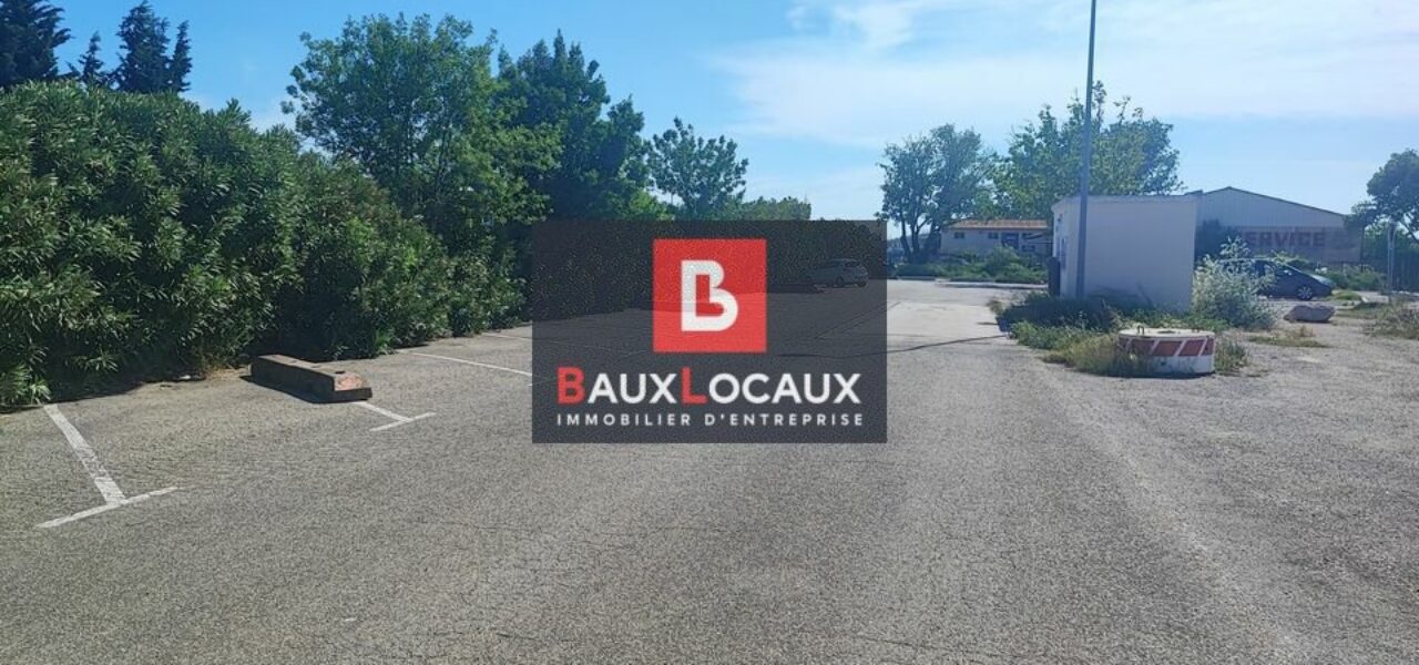 Locaux commerciaux à vendre à Saint-Martin-De-Crau de 79 m²