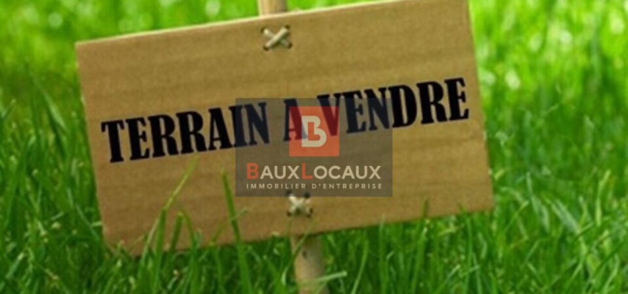 Terrains à vendre à Salon De Provence de 2300 m² — photo 2