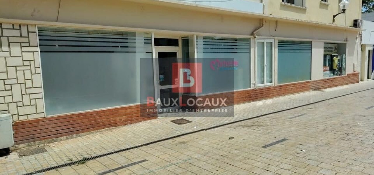 Locaux commerciaux à louer à Miramas de 190 m² — photo 6