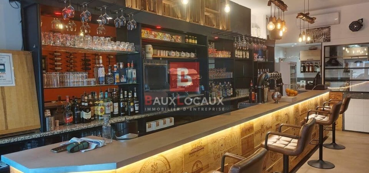Fonds de commerce à vendre à Eyguières de 47 m²