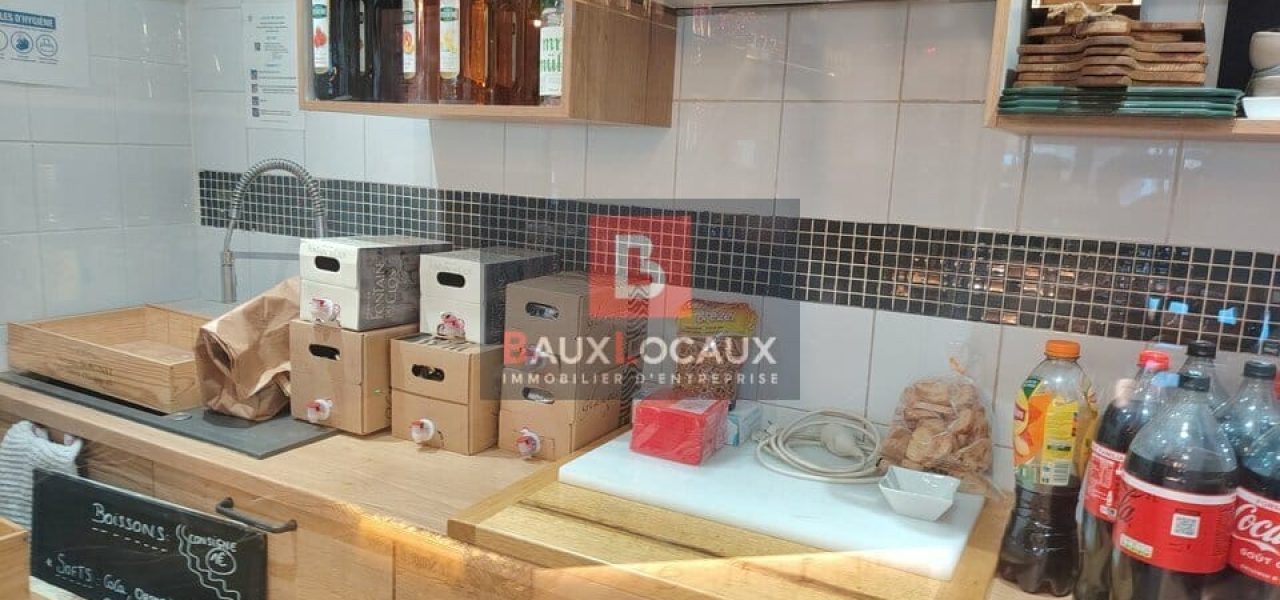 Fonds de commerce à vendre à Eyguières de 47 m² — photo 4