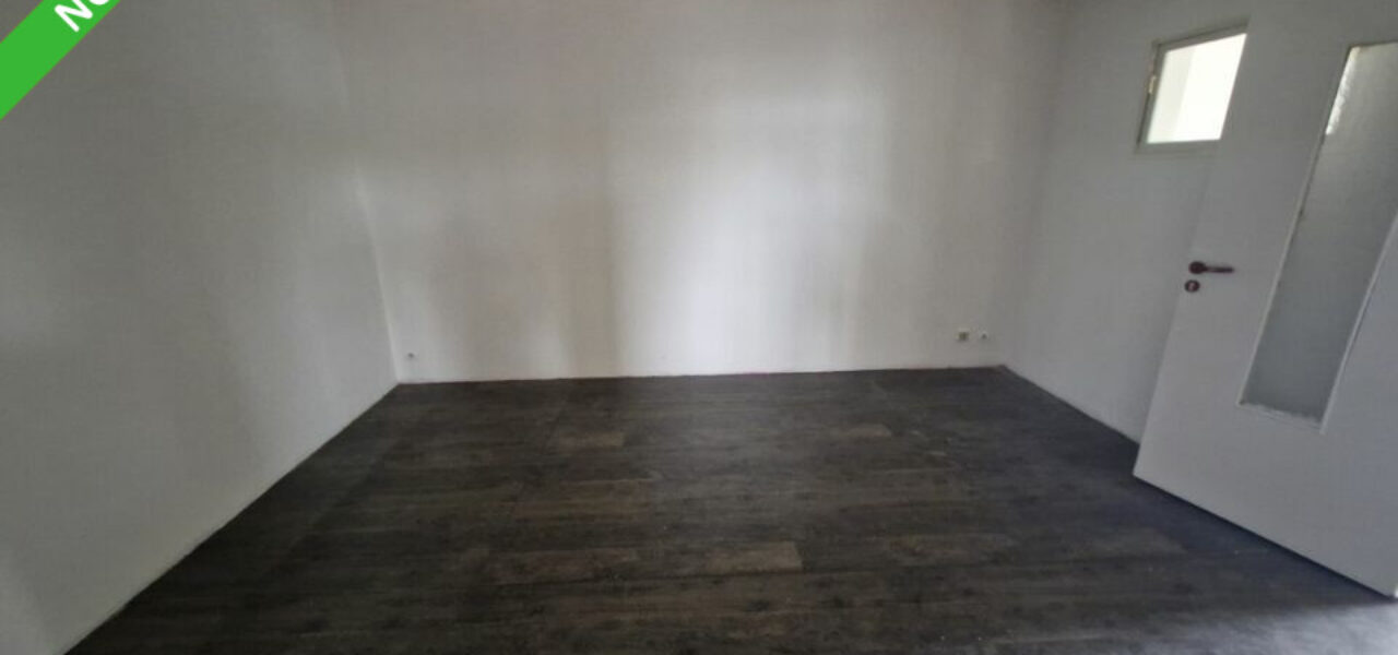 MIXTE ACTIVITES-BUREAUX à LOUER — photo 9