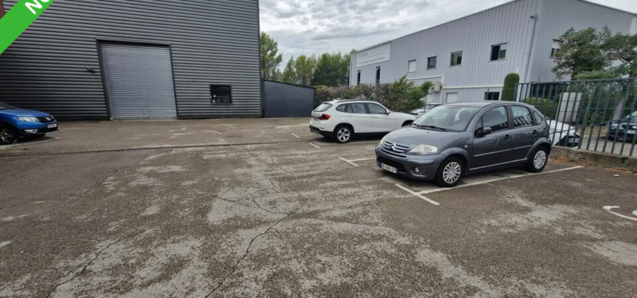 MIXTE ACTIVITES-BUREAUX à LOUER — photo 11