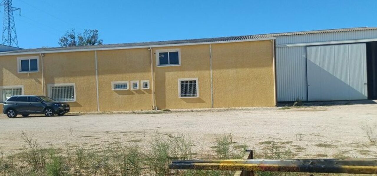 Entrepôt / Logistique & Locaux d'activité à louer à Ners de 1000 m² — photo 2