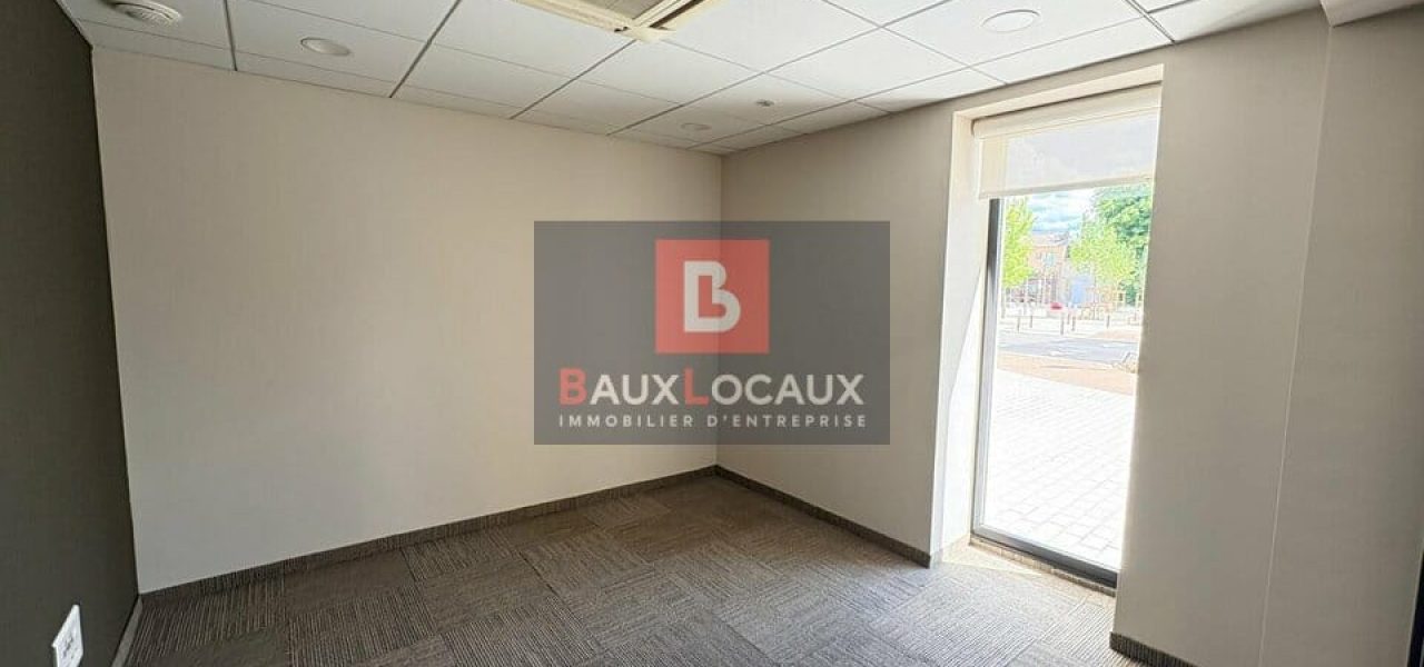 Locaux commerciaux à louer à Carpentras de 125 m² — photo 9