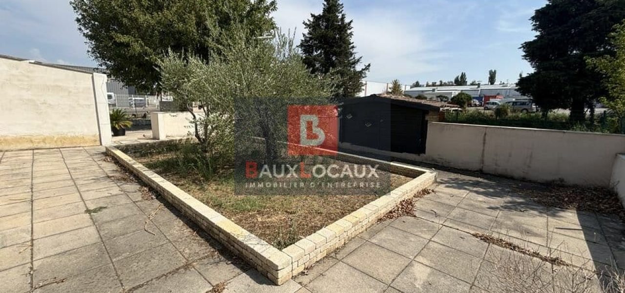 Locaux commerciaux à vendre à Orange de 112 m²