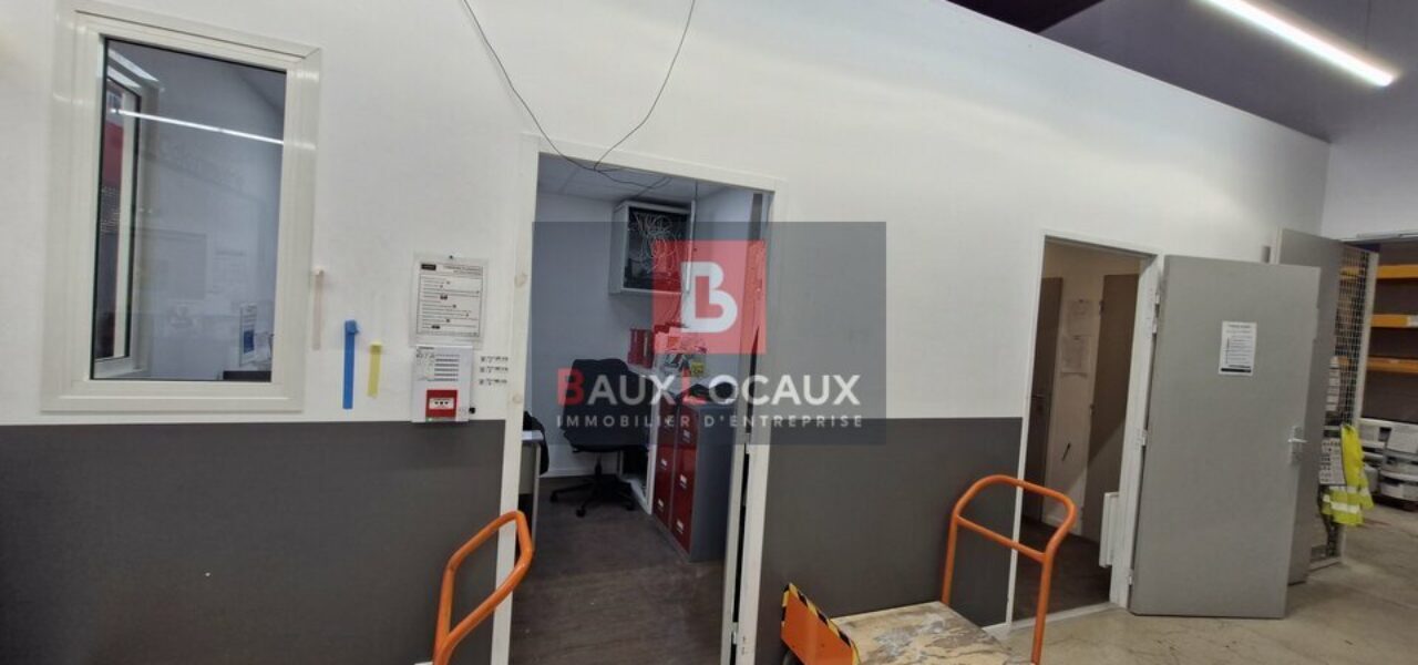 Locaux commerciaux à louer à Chateauneuf Les Martigues de 320 m² — photo 7