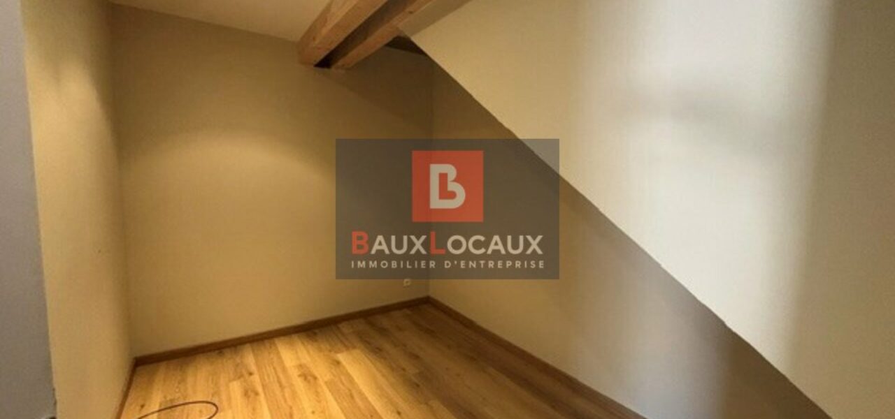 MIXTE ACTIVITES-BUREAUX à VENDRE — photo 9