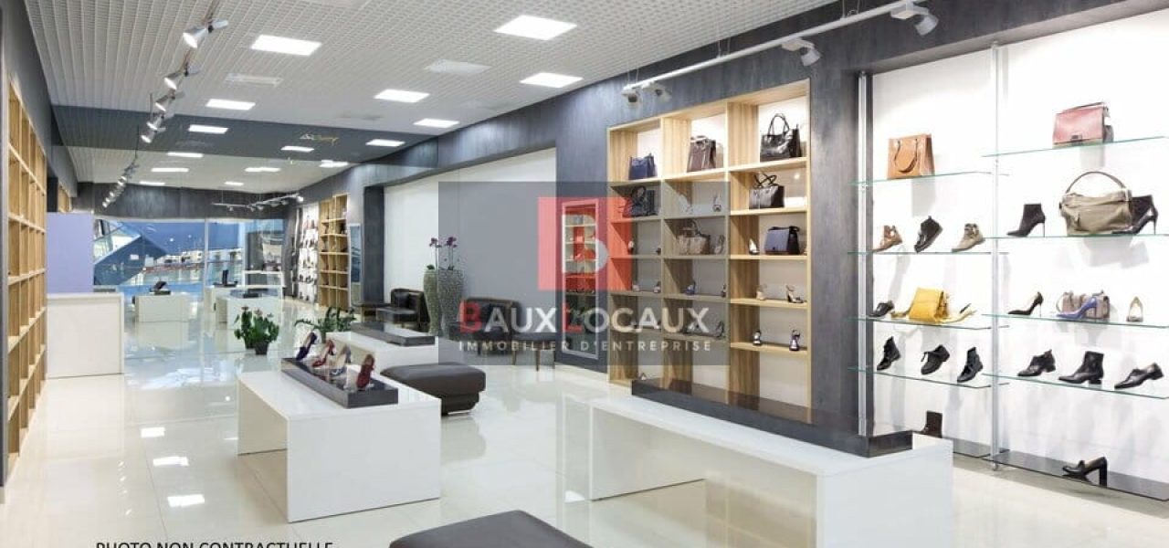 Locaux commerciaux à vendre à Salon De Provence de 60 m²