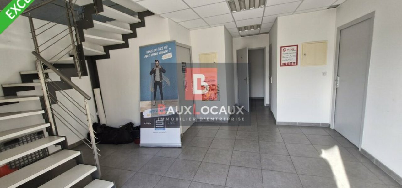 Bureaux à louer à Martigues de 70 m² — photo 2