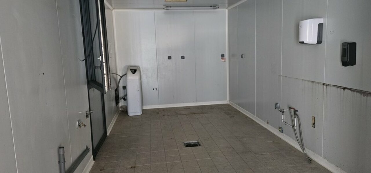 Locaux commerciaux à louer à L'isle-Sur-La-Sorgue de 130 m² — photo 5