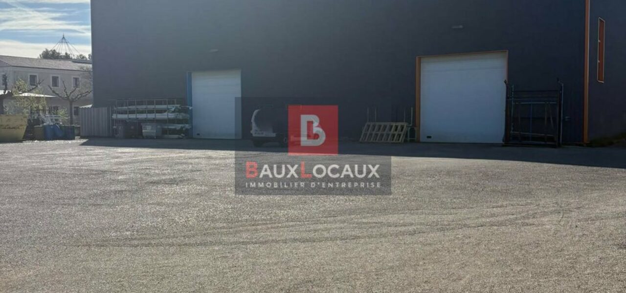 Entrepôt / Logistique & Locaux d'activité à vendre à Carpentras de 1600 m²