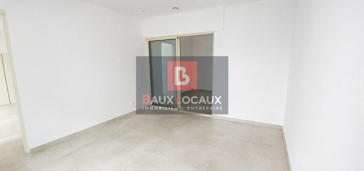 Locaux commerciaux à louer à Carpentras de 65 m² — photo 5