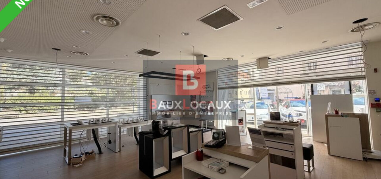 Locaux commerciaux à louer à Apt de 130 m²
