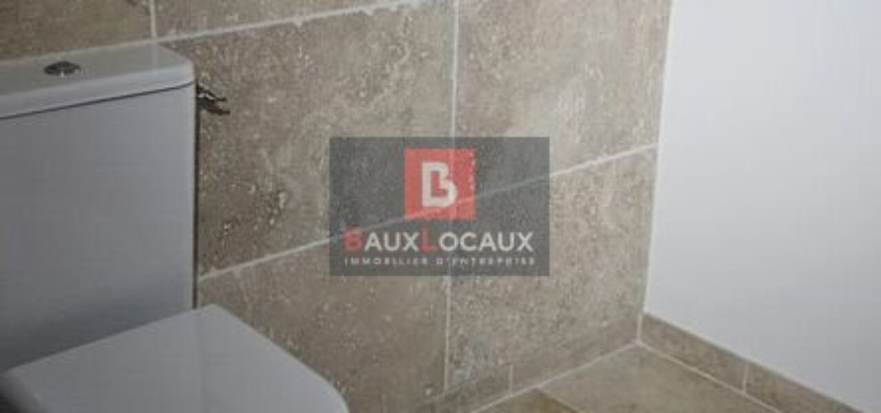 Locaux commerciaux à louer à Carpentras de 140 m² — photo 4