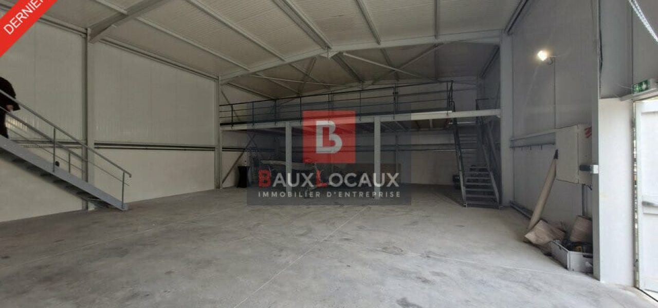 MIXTE ACTIVITES-BUREAUX à LOUER — photo 9