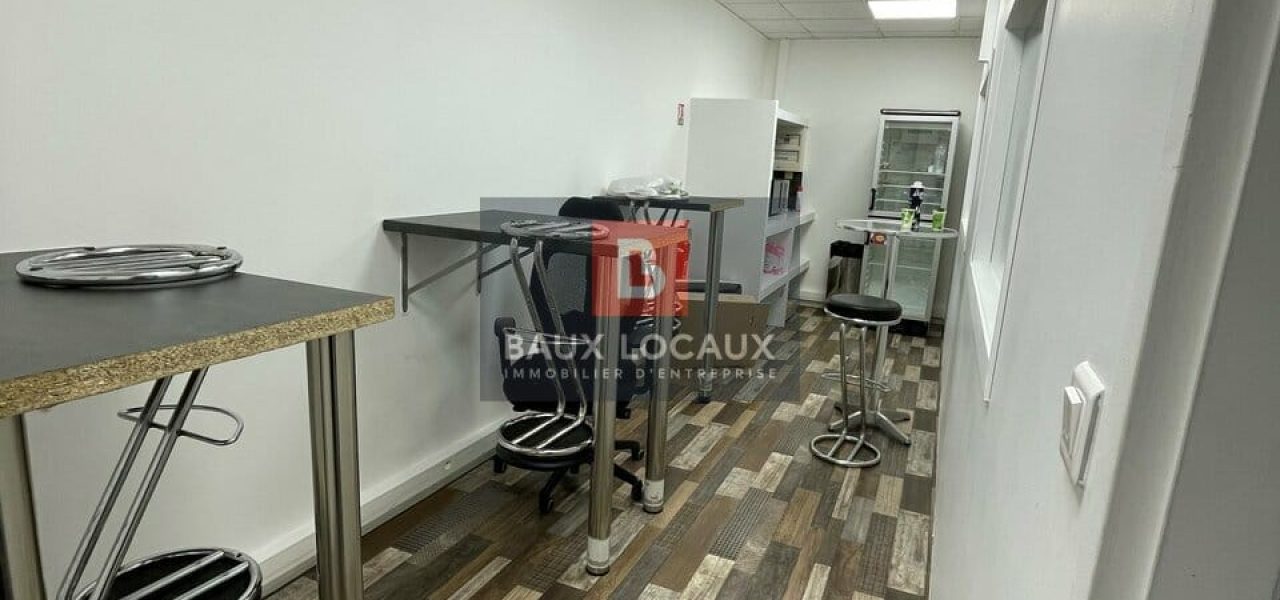 Bureaux à vendre à Entraigues Sur La Sorgue de 123 m² — photo 4