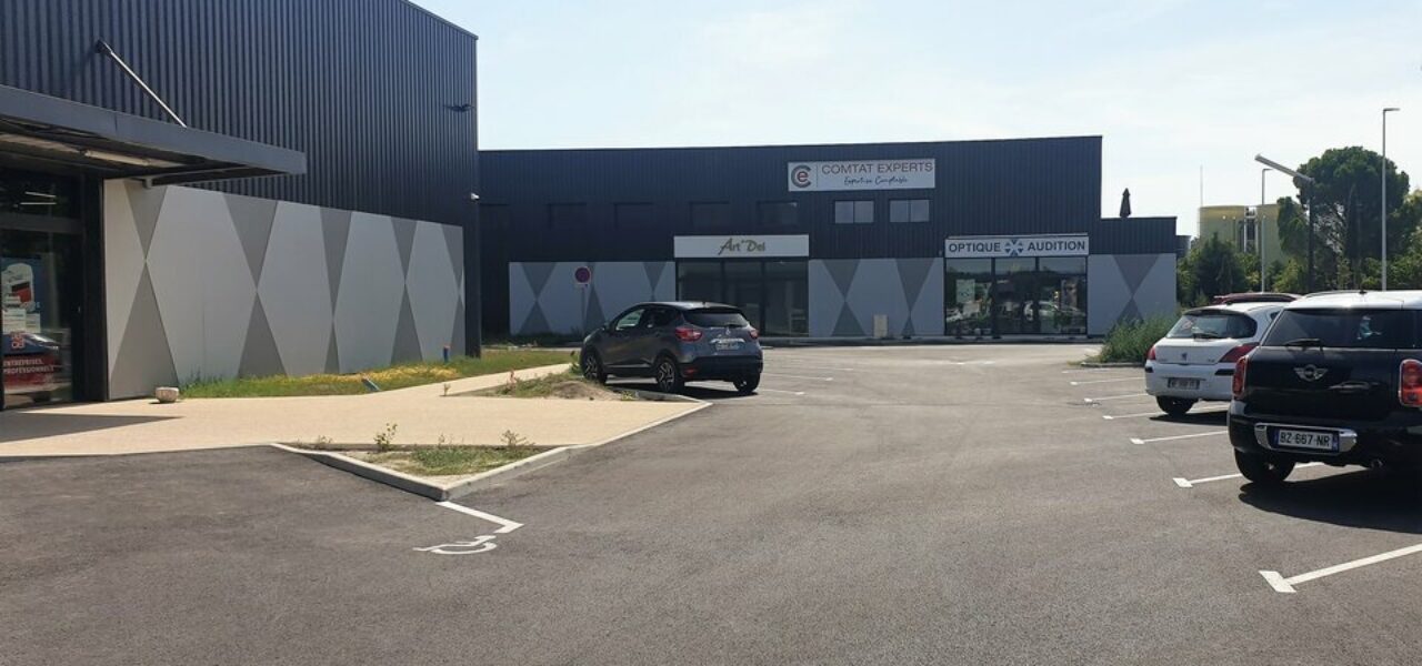 Locaux commerciaux à louer à Monteux de 100 m² — photo 2