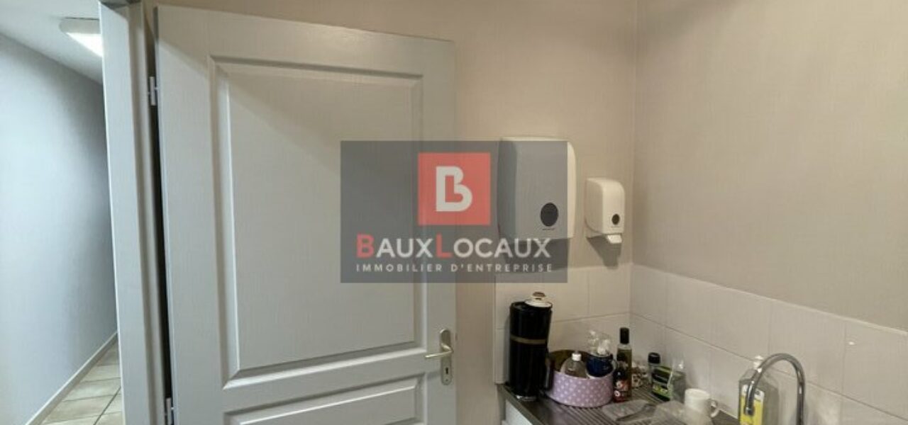 Bureaux à louer à Monteux de 250 m² — photo 4