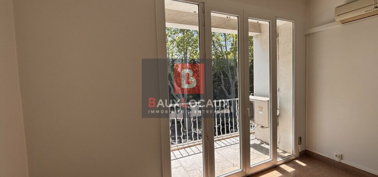 Bureaux à vendre à Avignon de 65 m²