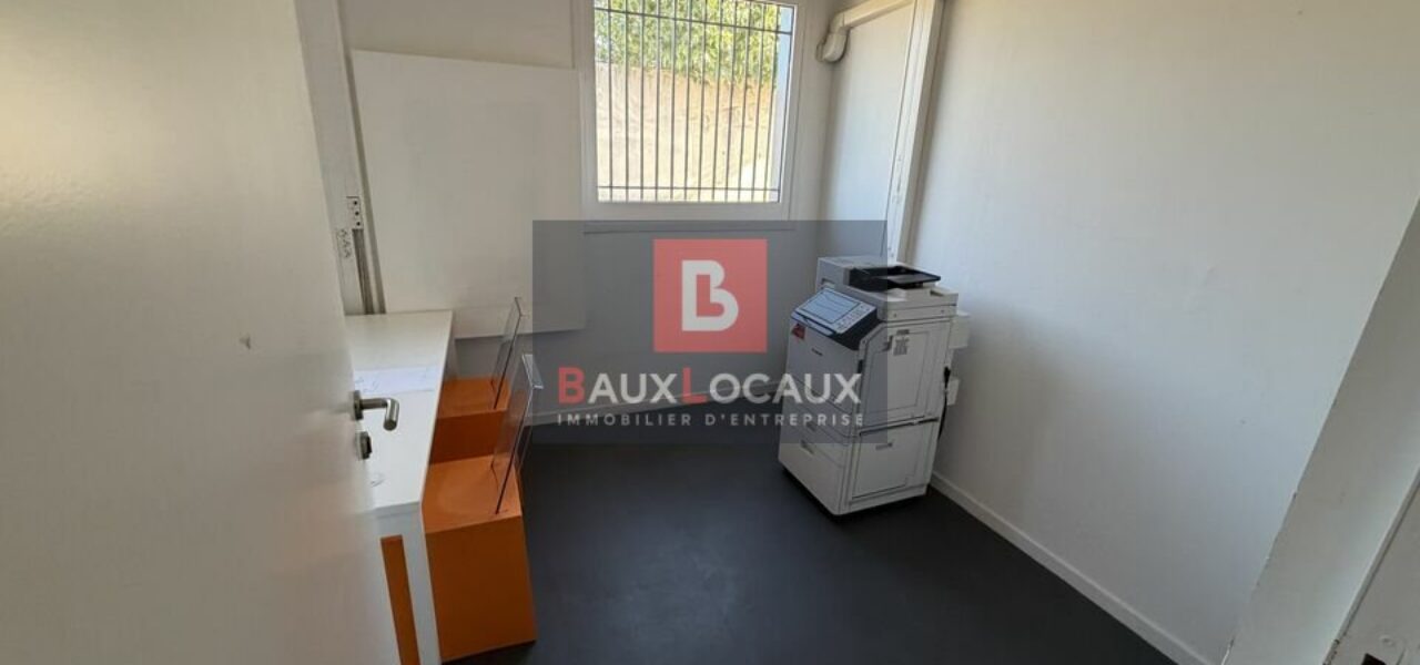 Locaux commerciaux à vendre à Avignon de 2100 m² — photo 13
