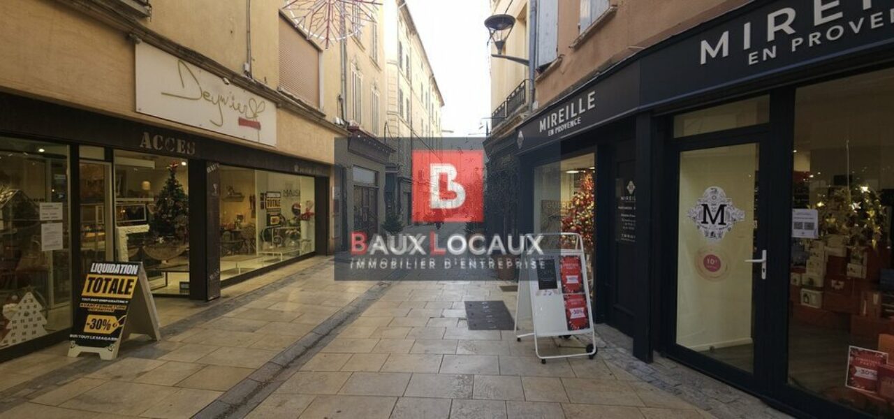Locaux commerciaux à louer à Carpentras de 509 m² — photo 2