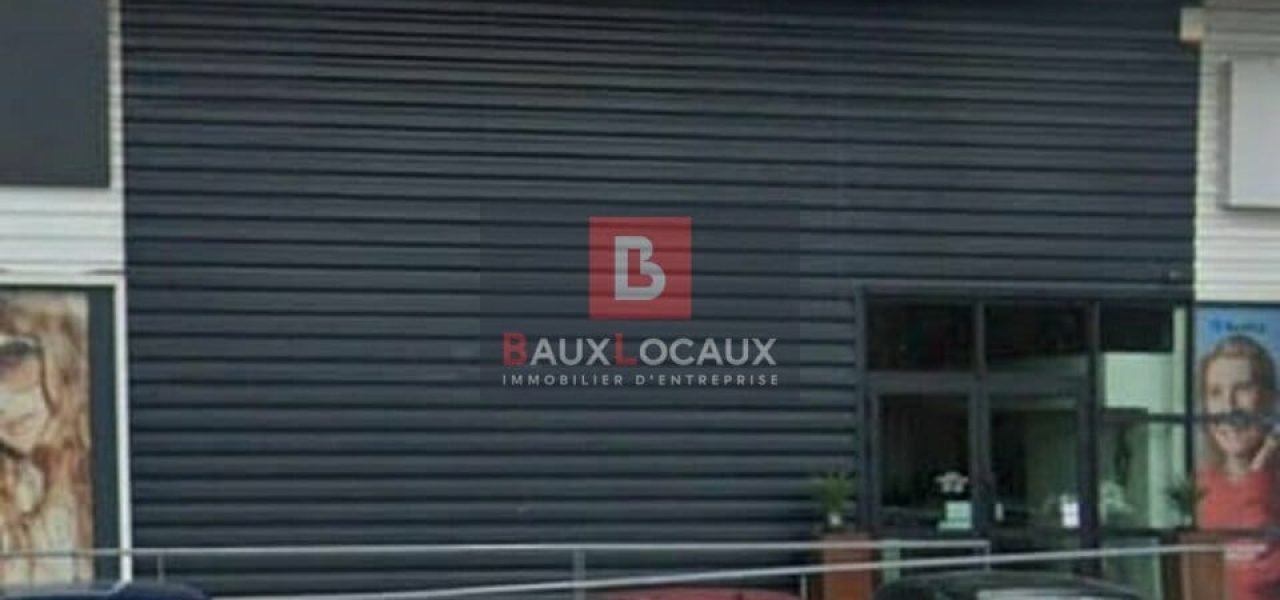 Locaux commerciaux à louer à Nîmes de 310 m² — photo 2